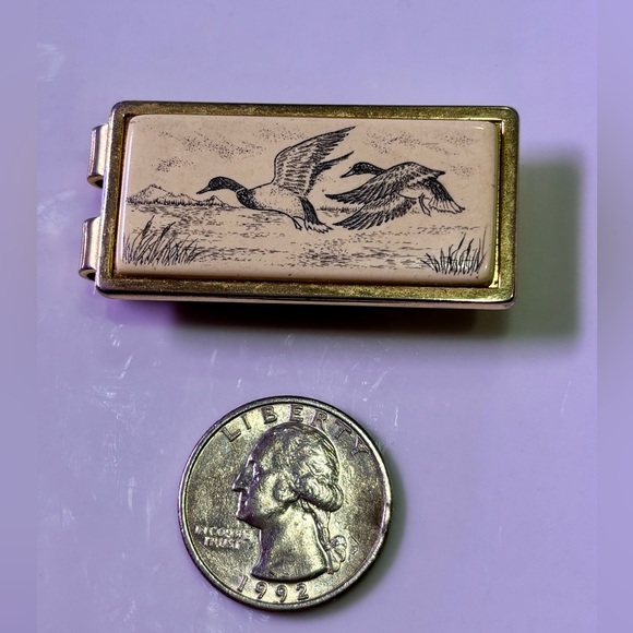 Vintage Goldtone Anson Tie Clip with Etched Pheasants  2 x 1” - Picture 2 of 4